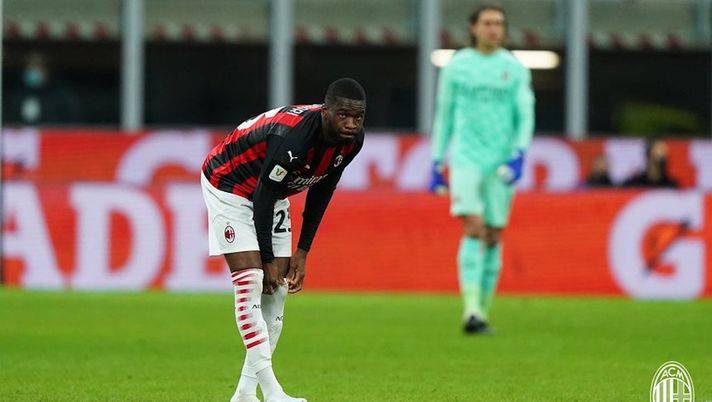 Fikayo Tomori (difensore AC Milan), qui durante il derby Inter-Milan 2-1 (Coppa Italia 2020-2021) | News (acmilan.com) 