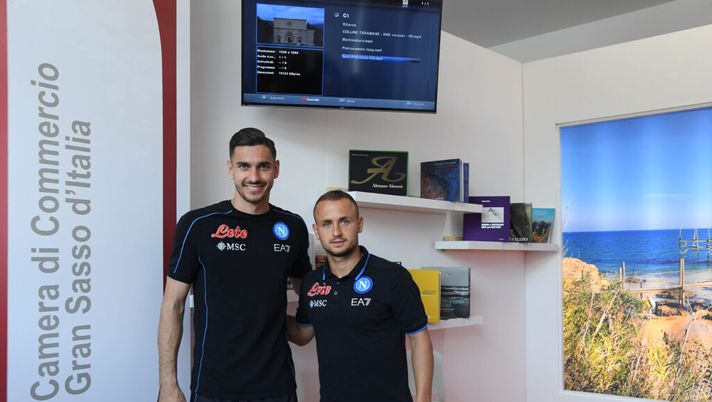 Lobotka e Meret visitano lo stand della regione Abruzzo: il commento del Napoli - immagine 1