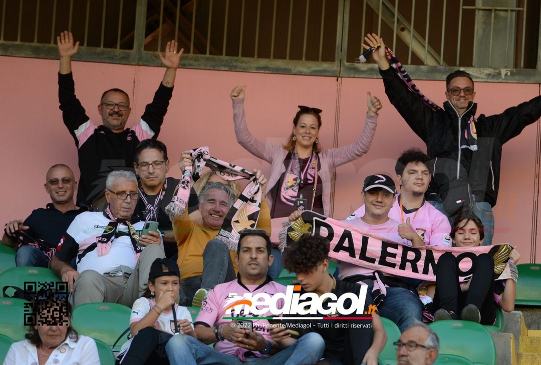 FOTOTIFO Palermo-Cittadella 0-0, i tifosi allo Stadio “Renzo Barbera” (Gallery) - immagine 65