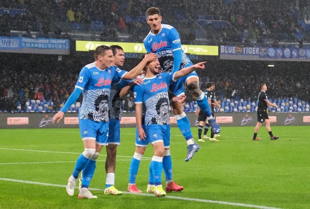 FOTO Di Lorenzo: “Serata magica, dall’omaggio a D10S ad una grande vittoria” - immagine 2