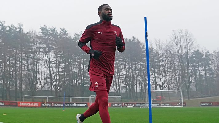 tomori, difensore AC Milan 