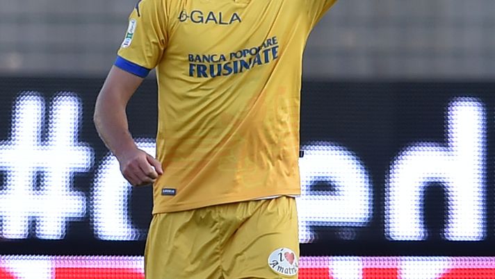 FROSINONE, ITALY - OCTOBER 29: Daniel Ciofani of Frosinone Calcio celebrates after scoring the goal 2-1 during the Serie B match between Frosinone Calcio and AC Cesena at Stadio Matusa on October 29, 2016 in Frosinone, Italy. (Photo by Giuseppe Bellini/Getty Images for Lega Serie B) FROSINONE, ITALY - OCTOBER 29: Daniel Ciofani of Frosinone Calcio celebrates after scoring the goal 2-1 during the Serie B match between Frosinone Calcio and AC Cesena at Stadio Matusa on October 29, 2016 in Frosinone, Italy. (Photo by Giuseppe Bellini/Getty Images for Lega Serie B)