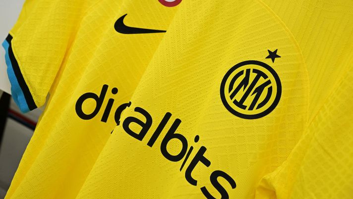 Sponsor, trattative in USA e penisola araba da 30mln. “Ma senza Champions si torna al 2017-18” - immagine 1