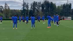 Milan-Roma, il torello dei rossoneri durante l’allenamento | PM VIDEO