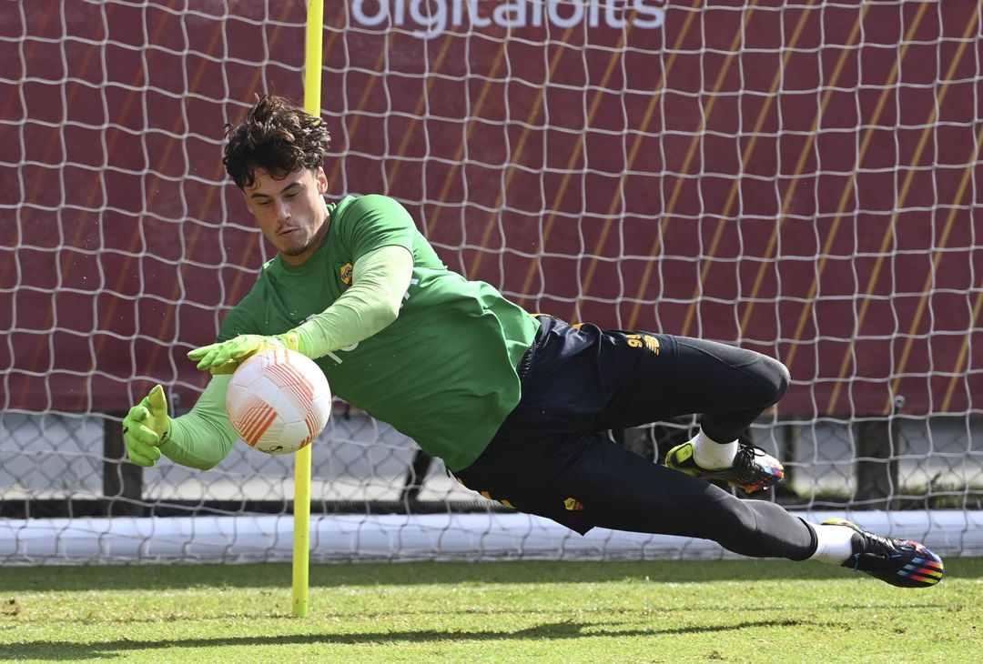 Roma, l’ultimo allenamento prima della partenza per la Spagna – FOTO GALLERY - immagine 3