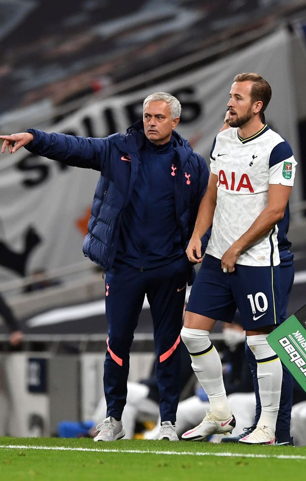 Jose Mourinho e Harry Kane contro il Chelsea Jose Mourinho e Harry Kane contro il Chelsea