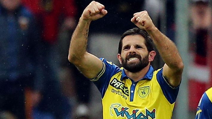 SERGIO PELLISSIER - 8 RETI: UN PASSATO NELLE GIOVANILI GRANATA, ETERNO BOMBER DELLA SERIE A, NON SMETTE DI STUPIRE 