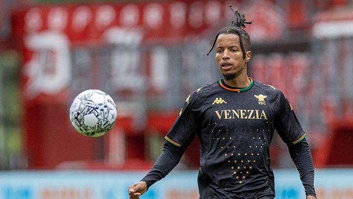 ENSCHEDE, NETHERLANDS - AUGUST 04: (BILD ZEITUNG OUT) Tyronne Ebuehi of Rangers FC looks on during the Pre-Season Friendly Match between FC Twente and Venezia at De Grolsch Veste on August 4, 2021 in Enschede, Netherlands. (Photo by NESImages/DeFodi Images via Getty Images) 
