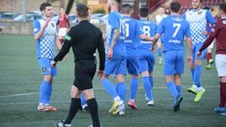Albion Rovers, tutti con David Cox: aveva tentato il suicidio e l’avversario…”Dovevi farlo meglio”