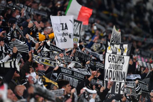 (Photo by Chris Ricco/Getty Images) Striscione Juve al Franchi, identificato tifoso il bianconero: 5 anni di Daspo- immagine 2