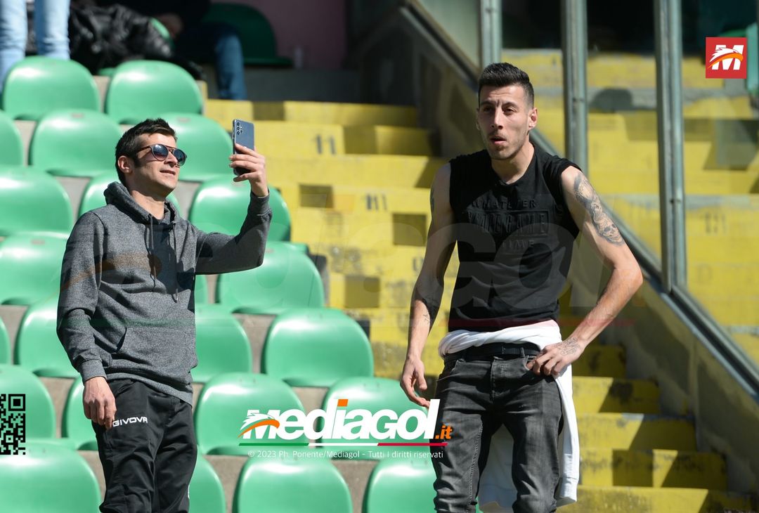 FOTOTIFO Palermo-Frosinone 1-1, i tifosi allo Stadio “Renzo Barbera” (Gallery) - immagine 14
