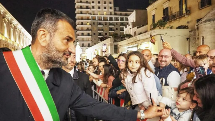 Bari, il sindaco: “I De Laurentiis mantengano gli impegni altrimenti cedano il club” - immagine 1