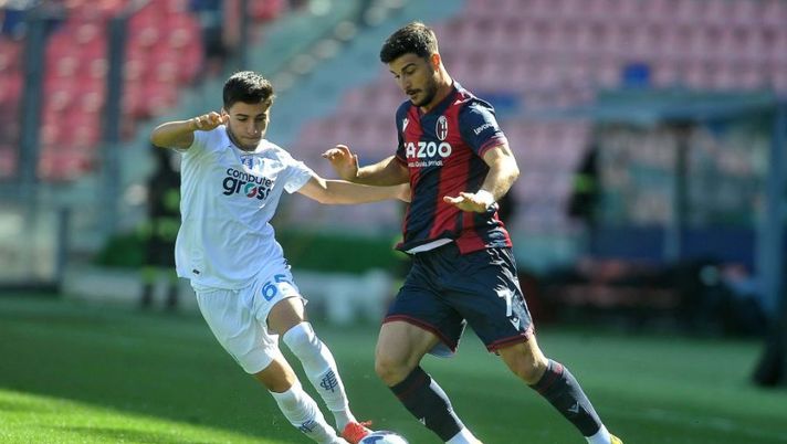 BOLOGNA, ITALY - SEPTEMBER 17: Riccardo Orsolini of Bologna FC in action during the Serie A match between Bologna FC and Empoli FC at Stadio Renato Dall'Ara on September 17, 2022 in Bologna, Italy. (Photo by Mario Carlini / Iguana Press/Getty Images) Voti fantacalcio: la scelta su Pjaca e Zirkzee! Delusione Orsolini, Arnautovic più di Bajrami - immagine 1