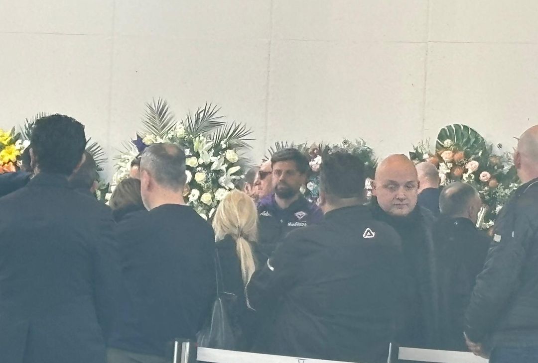 GALLERY VN – La camera ardente per Joe Barone. Tra i presenti Marotta e DeLa - immagine 15