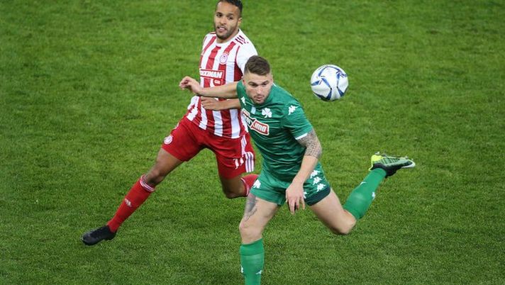 Polemiche arbitrali infinite nel calcio greco dopo il derby di Atene Polemiche arbitrali infinite nel calcio greco dopo il derby di Atene