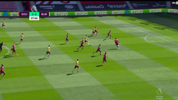 VIDEO Premier League, da 0-2 a 3-2: la rimonta del Southampton ispirata da Ings e Walcott, gli highlights