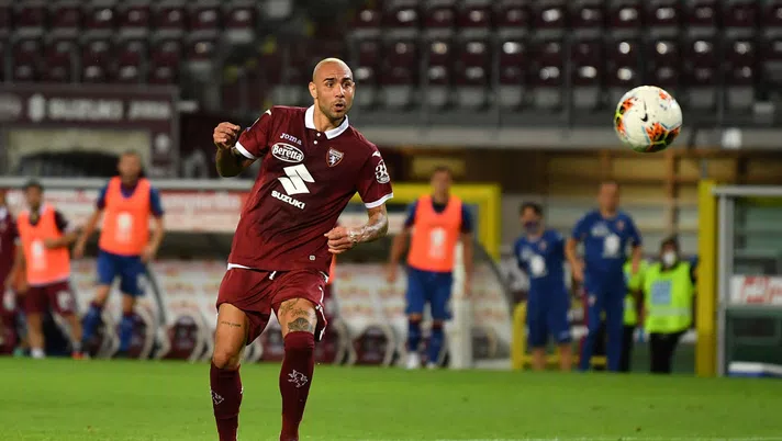 TURIN, ITALY - JULY 08:  Simone Zaza of Torino FC scores a goal during the Serie A match between Torino FC and  Brescia Calcio at Stadio Olimpico di Torino on July 8, 2020 in Turin, Italy.  (Photo by Valerio Pennicino/Getty Images)