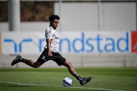 Weston McKennie Weston McKennie