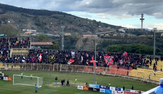 Derby Catanzaro-Crotone, in Parlamento: “Sia fatta luce su atti violenti”- immagine 2