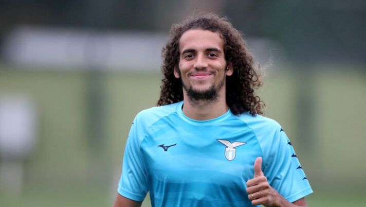 Sarri cambia: la scelta su Guendouzi e Rovella. La probabile formazione della Lazio - immagine 1