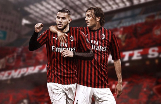 L'abbraccio virtuale tra Theo Hernandez e Paolo Maldini L'abbraccio virtuale tra Theo Hernandez e Paolo Maldini