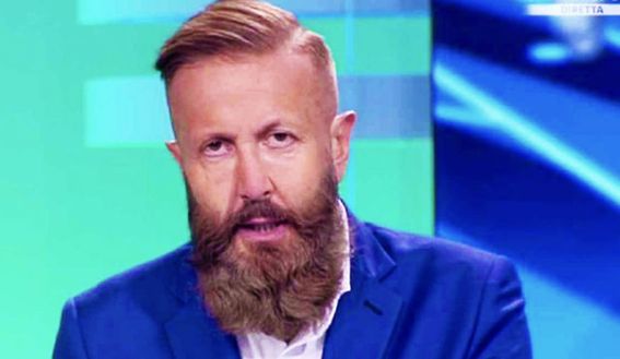 Calciomercato Juventus, Paolo Bargiggia ha svelato una grossa notizia. Calciomercato Juventus, Paolo Bargiggia ha svelato una grossa notizia.