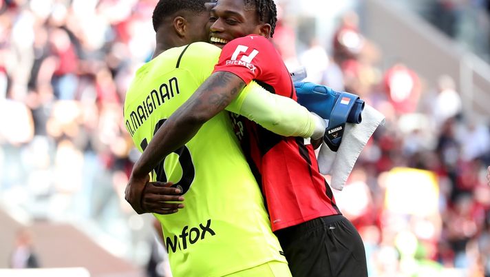 Maignan e Leao calciatori AC Milan
