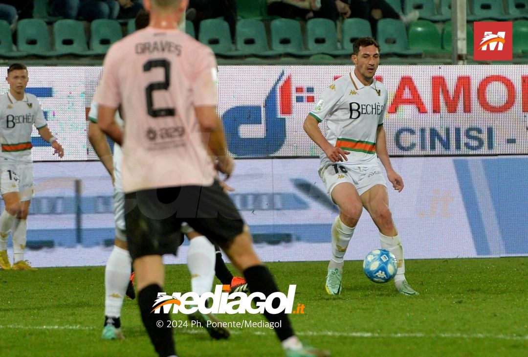 FOTO Palermo-Venezia 0-3, 30ª giornata Serie B 2023-2024 (GALLERY) - immagine 50