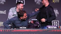 Prima il derby di Edimburgo, poi il mondiale di boxe: Taylor insulta Catterall “Non hai cervello”