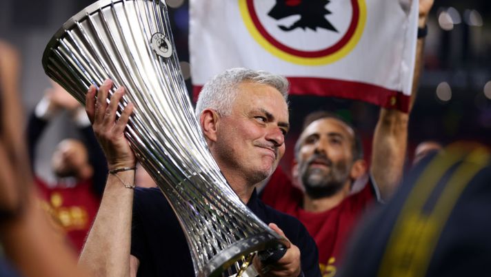 Linssen e Toornstra sulla finale di Tirana: “La Roma ha vinto grazie a Mourinho” - immagine 1