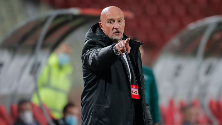 BELGRADE, SERBIA - OCTOBER 11: Head coach Marco Rossi of Hungary reacts during the UEFA Nations League group stage match between Serbia and Hungary at Rajko Mitic Stadium on October 11, 2020 in Belgrade, Serbia. (Photo by Srdjan Stevanovic/Getty Images) BELGRADE, SERBIA - OCTOBER 11: Head coach Marco Rossi of Hungary reacts during the UEFA Nations League group stage match between Serbia and Hungary at Rajko Mitic Stadium on October 11, 2020 in Belgrade, Serbia. (Photo by Srdjan Stevanovic/Getty Images)
