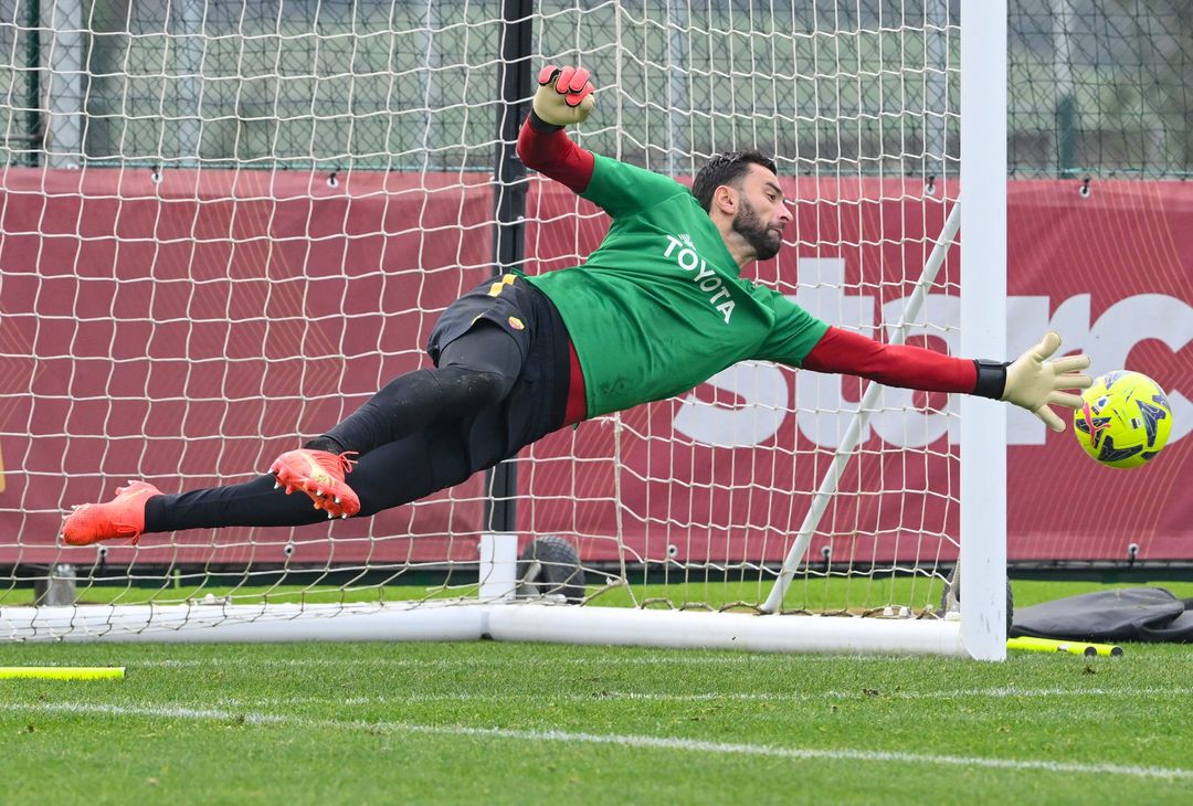 Roma, l’allenamento a due giorni dalla sfida con il Bologna – FOTO GALLERY - immagine 11