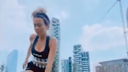 VIDEO / Non c’è festa che tenga: il super allenamento della Leotta