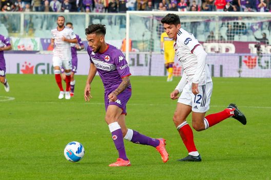 GERMOGLI PH: 24 OTTOBRE 2021 FIRENZE STADIO ARTEMIO FRANCHI SERIE A FIORENTINA VS CAGLIARI NELLA FOTO GONZALEZ GERMOGLI PH: 24 OTTOBRE 2021 FIRENZE STADIO ARTEMIO FRANCHI SERIE A FIORENTINA VS CAGLIARI NELLA FOTO GONZALEZ