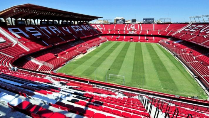 Siviglia e l'Andalusia rischiano il tracollo economico, e non solo per il derby di calcio rinviato... 