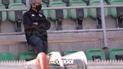 Curiosità: il presidente del Palermo sotto la pioggia in curva a Taranto