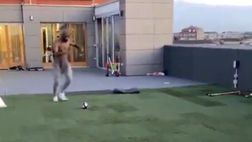 Video – Nkoulou, la carambola sulla terrazza di casa è vincente