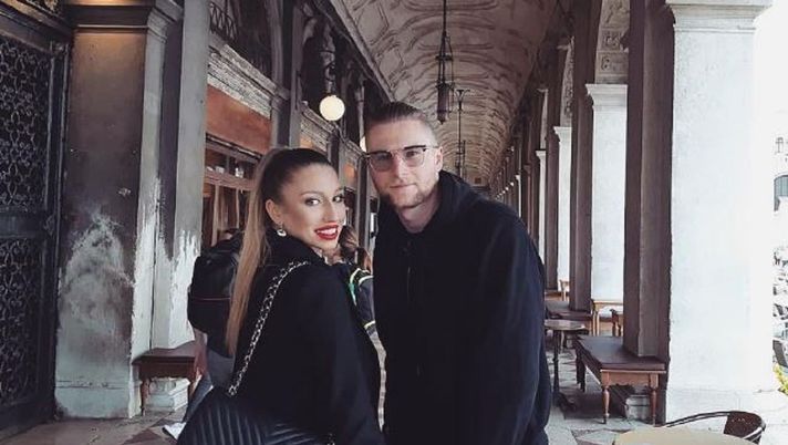 La moglie di Skriniar: “Sento che a Parigi abbiamo più libertà e usciamo di più. A Milano…” - immagine 1