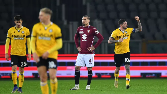 TURIN, ITALY - DECEMBER 12: Rodrigo De Paul of Udinese Calcio  celebrates after scoring their team's second goal  during the Serie A match between Torino FC and Udinese Calcio at Stadio Olimpico di Torino on December 12, 2020 in Turin, Italy. Sporting stadiums around Italy remain under strict restrictions due to the Coronavirus Pandemic as Government social distancing laws prohibit fans inside venues resulting in games being played behind closed doors. (Photo by Valerio Pennicino/Getty Images)