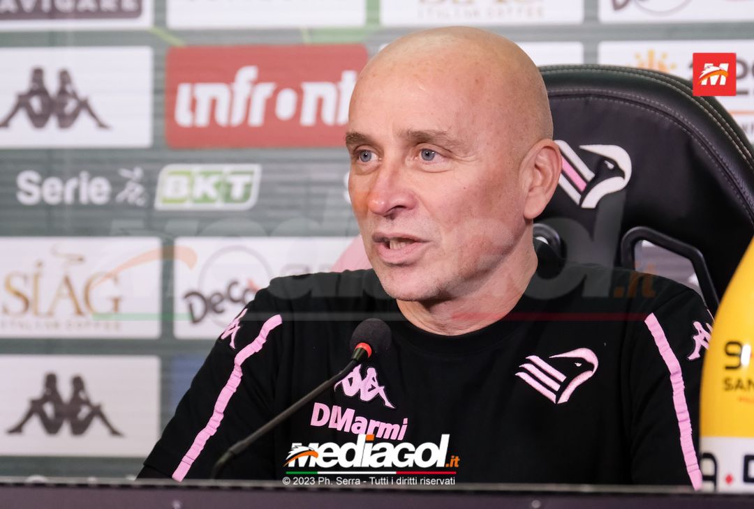 FOTO PALERMO, verso il Genoa: Eugenio Corini in conferenza stampa (GALLERY) - immagine 3