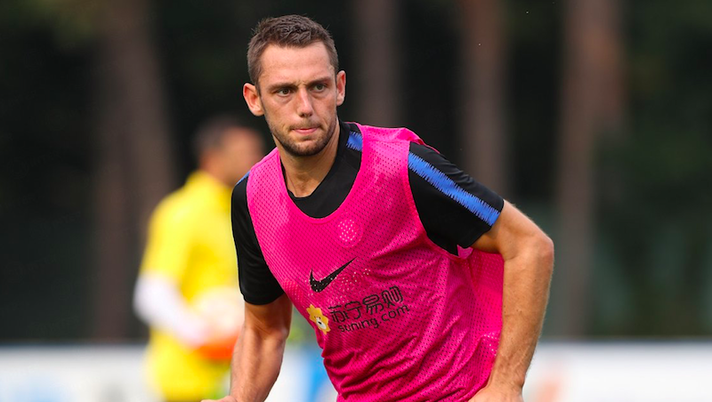 Inter, Nainggolan parte fuori. La formazione provata da Spalletti: de Vrij, Vrsaljko, Keita… Inter, Nainggolan parte fuori. La formazione provata da Spalletti: de Vrij, Vrsaljko, Keita… - immagine 1