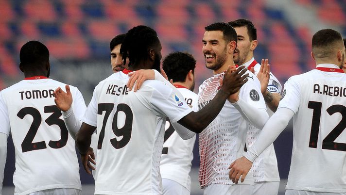 BOLOGNA, ITALY - JANUARY 30: Franck Kessié of AC Milan celebrates after scoring his team's second goal from the penalty spot during the Serie A match between Bologna FC  and AC Milan at Stadio Renato Dall'Ara on January 30, 2021 in Bologna, Italy. (Photo by Mario Carlini / Iguana Press/Getty Images) 