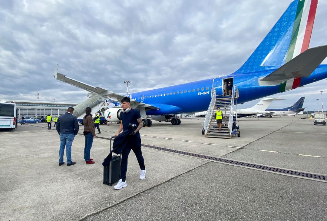 Il viaggio della Roma verso Milano per la sfida con l’Inter – FOTO GALLERY - immagine 5