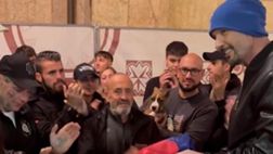 Mihajlovic torna a Bologna: incontro con i tifosi della curva | VIDEO
