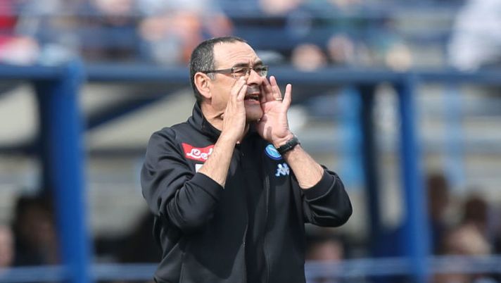 EMPOLI, ITALY - MARCH 19: Maurizio Sarri manager of SSC Napoli gestures during the Serie A match between Empoli FC and SSC Napoli at Stadio Carlo Castellani on March 19, 2017 in Empoli, Italy. (Photo by Gabriele Maltinti/Getty Images) Napoli, occhio alle sorprese a centrocampo: Sarri ha un solo titolare fisso - immagine 1