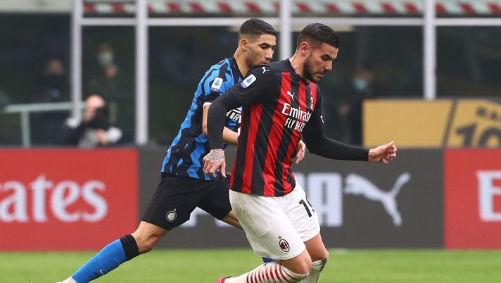 MILAN, ITALY - FEBRUARY 21: Theo Hernandez of AC Milan competes for the ball with Achraf Hakimi (back) of Internazionale during the Serie A match between AC Milan and FC Internazionale at Stadio Giuseppe Meazza on February 21, 2021 in Milan, Italy. (Photo by Marco Luzzani/Getty Images) MILAN, ITALY - FEBRUARY 21: Theo Hernandez of AC Milan competes for the ball with Achraf Hakimi (back) of Internazionale during the Serie A match between AC Milan and FC Internazionale at Stadio Giuseppe Meazza on February 21, 2021 in Milan, Italy. (Photo by Marco Luzzani/Getty Images)