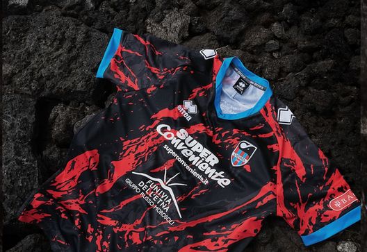 Catania terza maglia (credit Catania SSD) Catania terza maglia