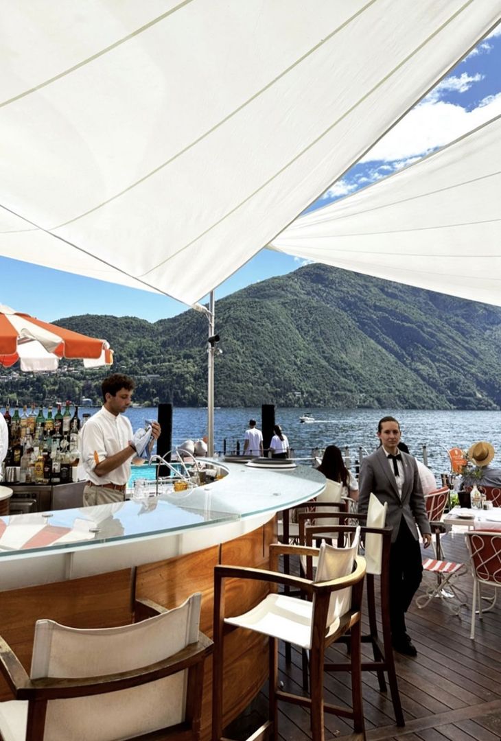 GALLERY Kvaratskhelia raggiunge la fidanzata sul Lago di Como dopo il Monza - immagine 5