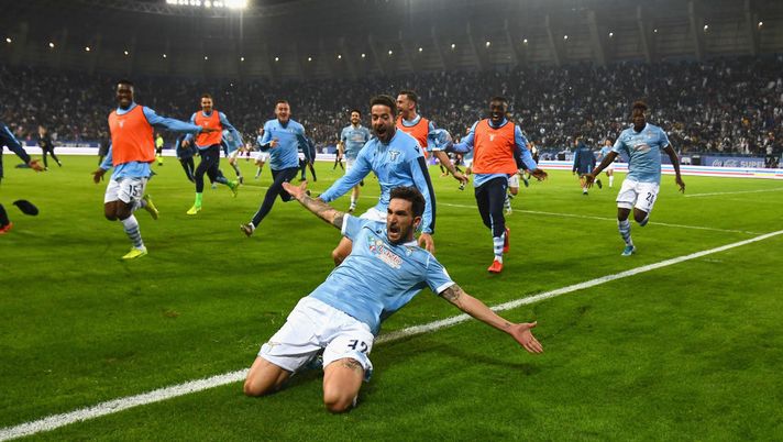 RIYADH, SAUDI ARABIA - DECEMBER 22:  Danilo Cataldi of SS Lazio celebrates, after the scoring the third goal of his team during the Italian Supercup match between Juventus and SS Lazio  at King Saud University Stadium on December 22, 2019 in Riyadh, Saudi Arabia.  (Photo by Claudio Villa/Getty Images for Lega Serie A) 
