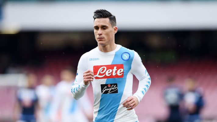 NAPLES, ITALY - JANUARY 15: Josè Maria Callejon of SSC Napoli in action during the Serie A match between SSC Napoli and Pescara Calcio at Stadio San Paolo on January 15, 2017 in Naples, Italy. (Photo by Francesco Pecoraro/Getty Images) Napoli, a sorpresa: Callejon e Insigne possono riposare! Hysaj e Hamsik… - immagine 1
